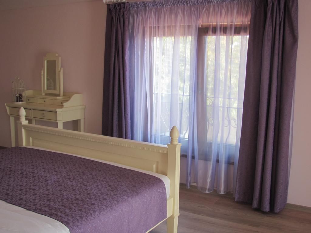Guest House Villa Elma Nevsha Ruang foto