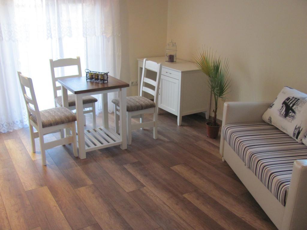 Guest House Villa Elma Nevsha Ruang foto