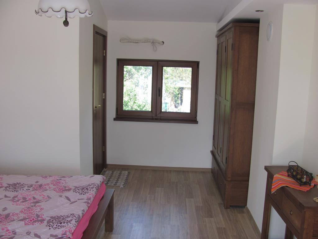 Guest House Villa Elma Nevsha Ruang foto